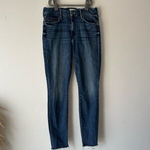 MOTHER Denim The Fray Looker Ankle